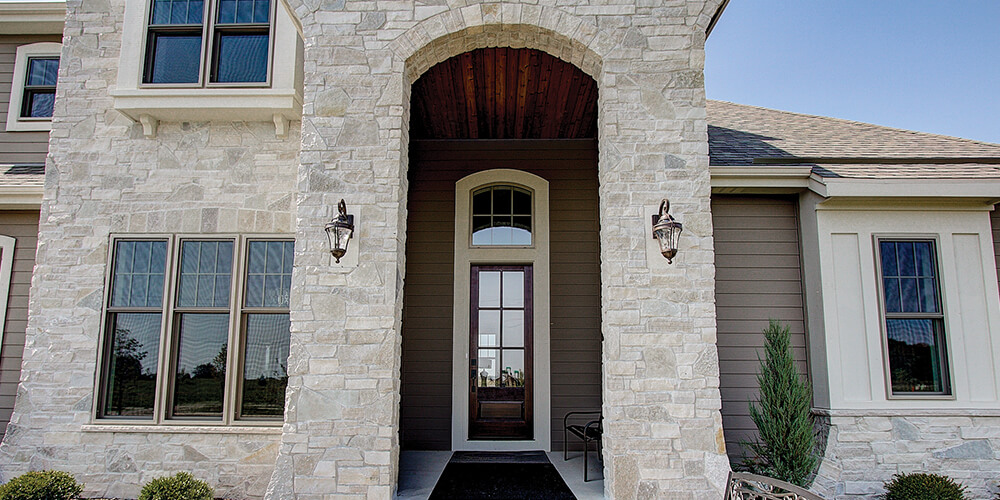 Round Off Your Entryway with an Arched Window AG243