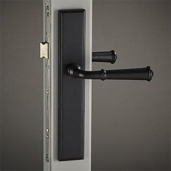 AshleyNorton-_0004_Bronze-ColonialLever-RectBP-MatteBlack.jpg
