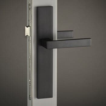 AshleyNorton-_0009_Brass-MeridianLever-CityBP-FlatBlack.jpg